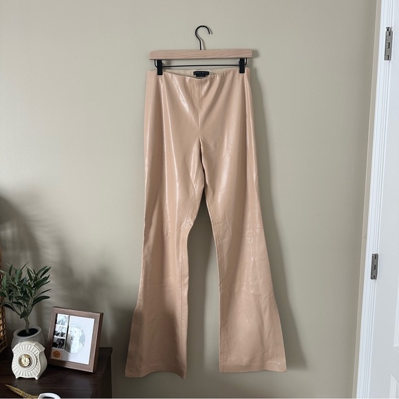 Alice + Olivia Teeny Vegan Leather Side Slit Pant Almond - Picture 4 of 10